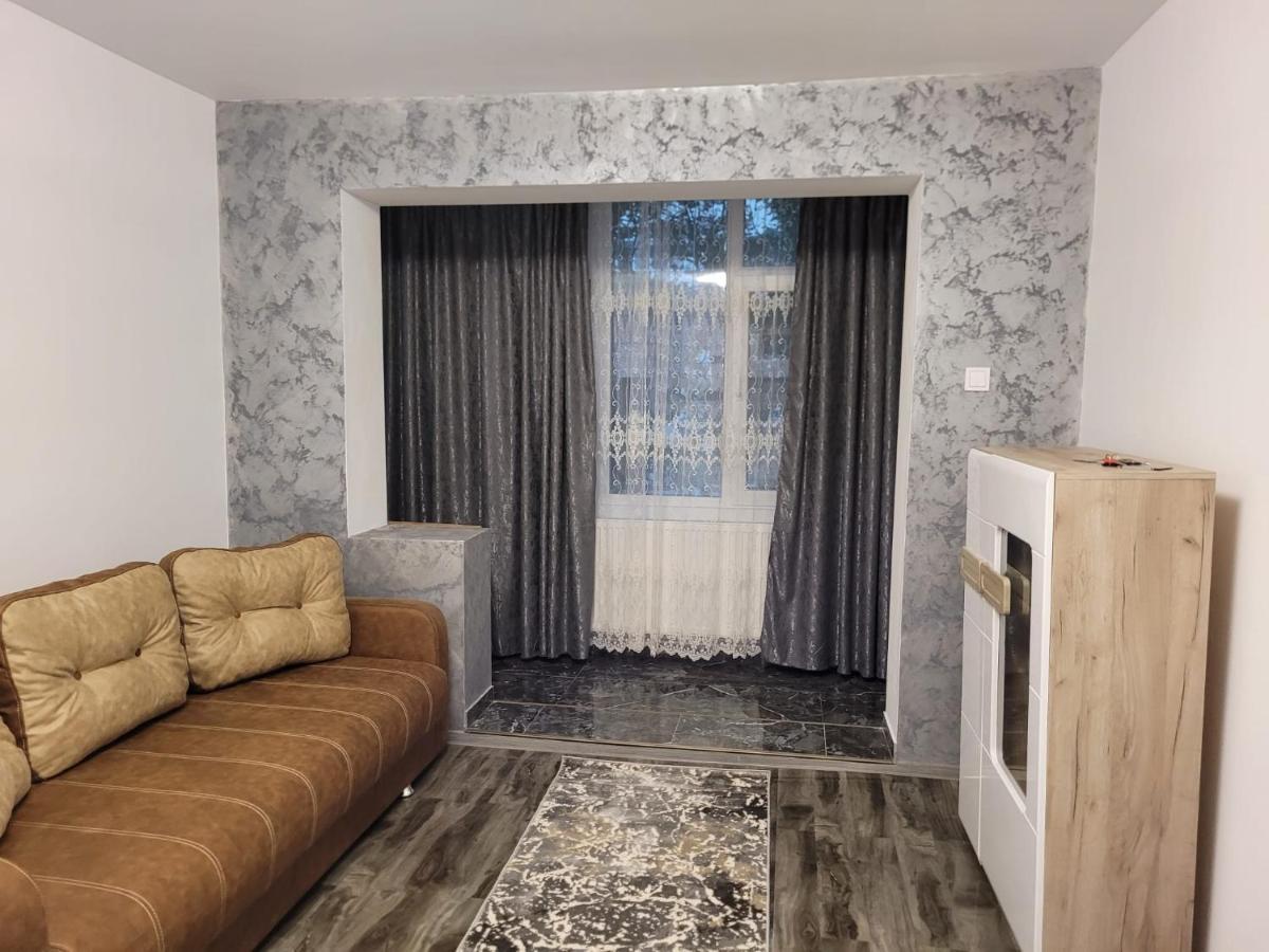 Apartament Regim Hotelier 2 Iasi Esterno foto